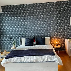 Appartamento Citylife Monolocale Con Ampio Terrazzo, Milano