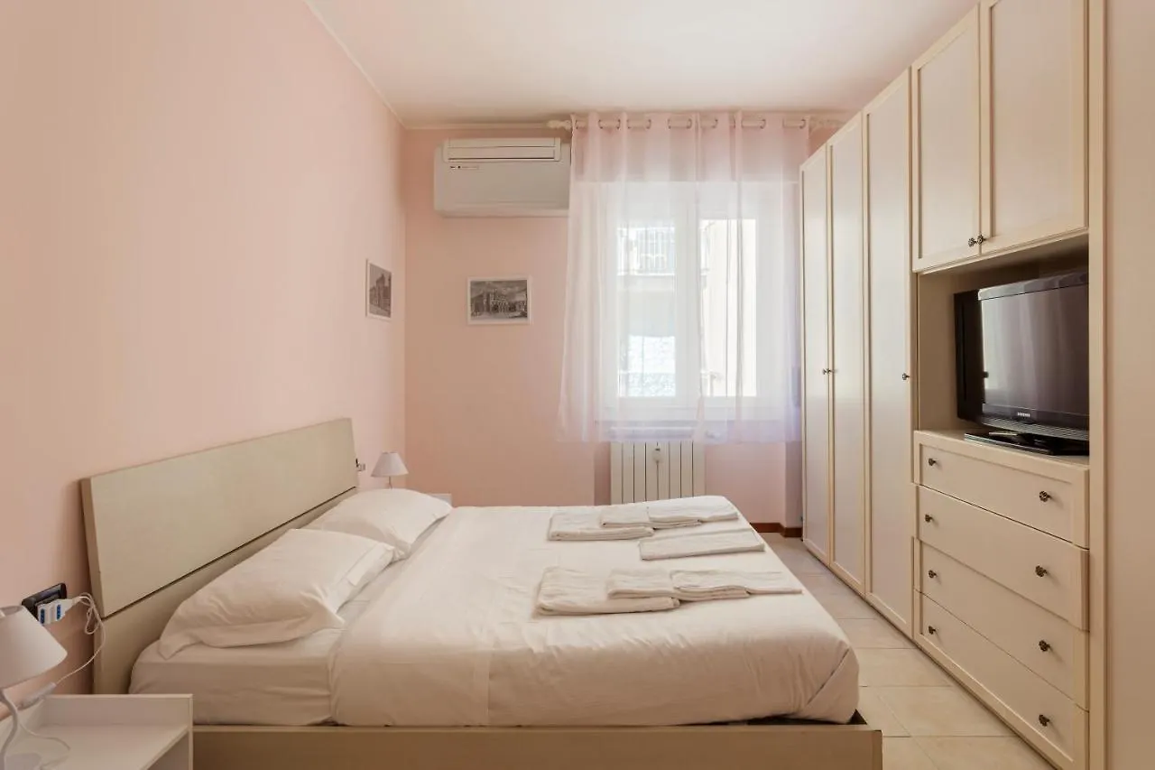 Serene Escape Apartment - Via Della Torre ミラノ